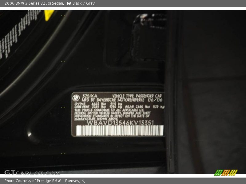 Jet Black / Grey 2006 BMW 3 Series 325xi Sedan
