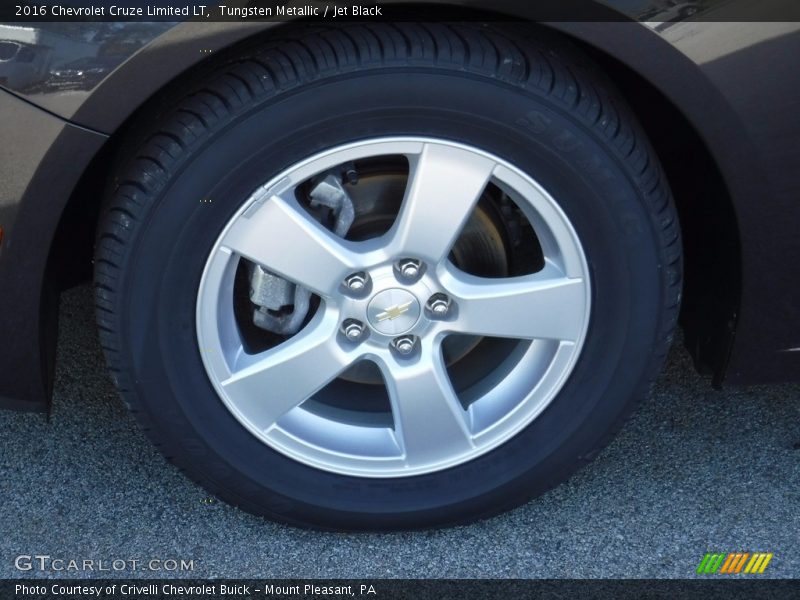 Tungsten Metallic / Jet Black 2016 Chevrolet Cruze Limited LT