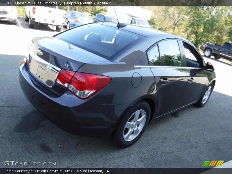 Tungsten Metallic / Jet Black 2016 Chevrolet Cruze Limited LT