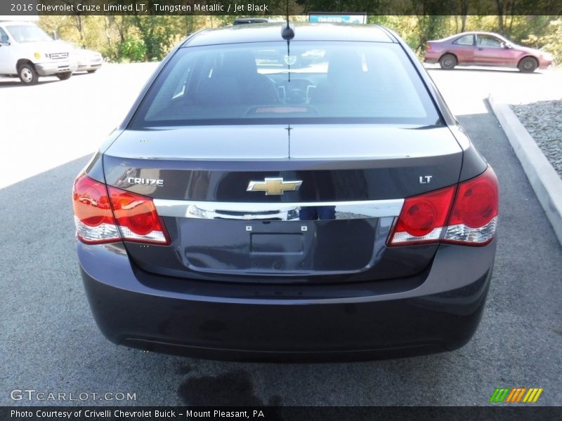 Tungsten Metallic / Jet Black 2016 Chevrolet Cruze Limited LT