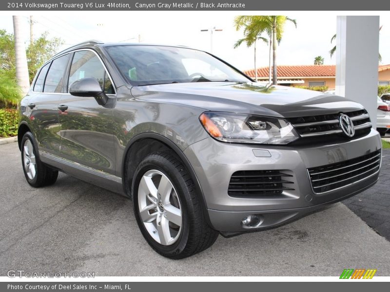 Canyon Gray Metallic / Black Anthracite 2014 Volkswagen Touareg V6 Lux 4Motion