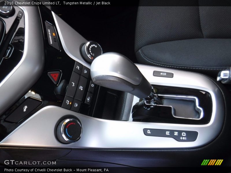 Tungsten Metallic / Jet Black 2016 Chevrolet Cruze Limited LT