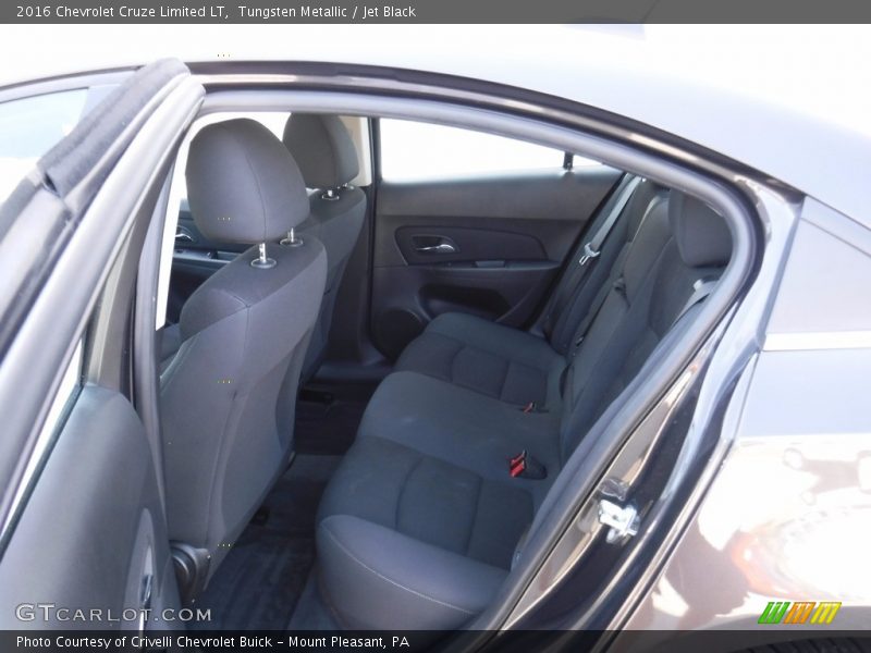 Tungsten Metallic / Jet Black 2016 Chevrolet Cruze Limited LT