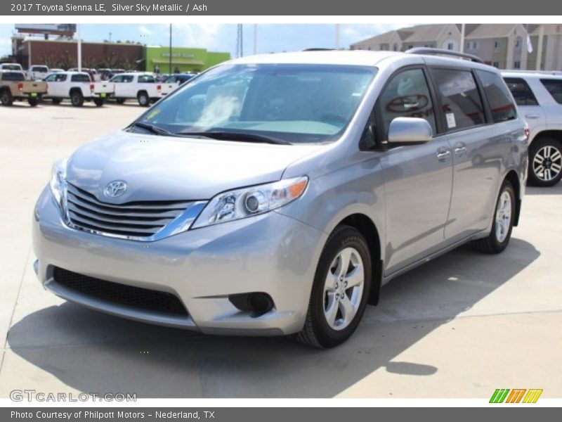 Silver Sky Metallic / Ash 2017 Toyota Sienna LE