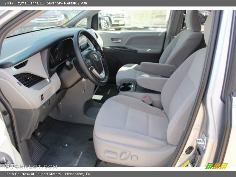 Silver Sky Metallic / Ash 2017 Toyota Sienna LE