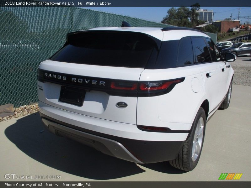 Fuji White / Ebony 2018 Land Rover Range Rover Velar S