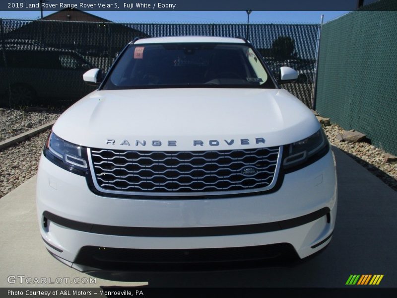 Fuji White / Ebony 2018 Land Rover Range Rover Velar S