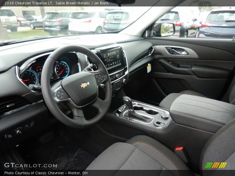Sable Brown Metallic / Jet Black 2018 Chevrolet Traverse LT