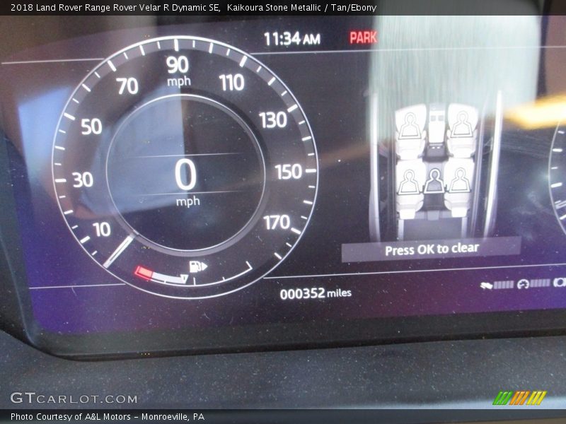Kaikoura Stone Metallic / Tan/Ebony 2018 Land Rover Range Rover Velar R Dynamic SE
