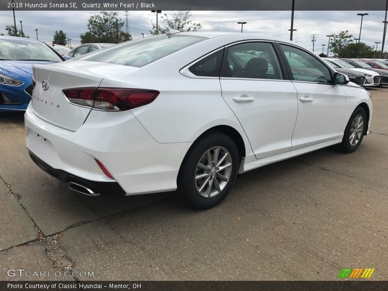 Quartz White Pearl / Black 2018 Hyundai Sonata SE