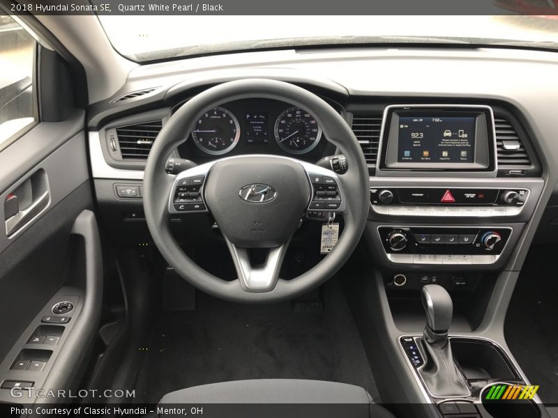 Quartz White Pearl / Black 2018 Hyundai Sonata SE