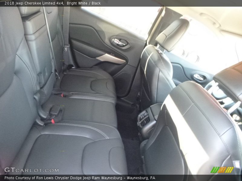 Bright White / Black 2018 Jeep Cherokee Limited 4x4