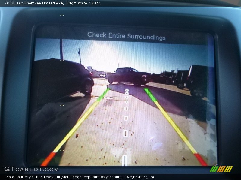 Bright White / Black 2018 Jeep Cherokee Limited 4x4