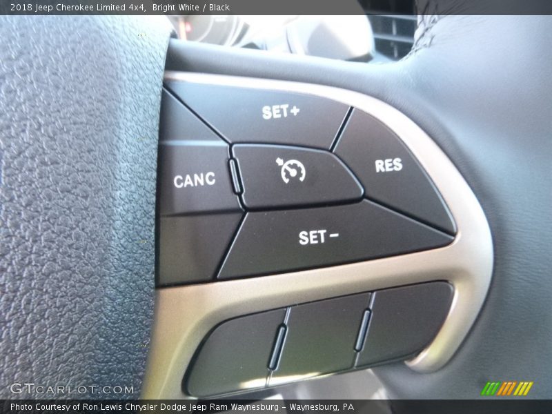 Bright White / Black 2018 Jeep Cherokee Limited 4x4