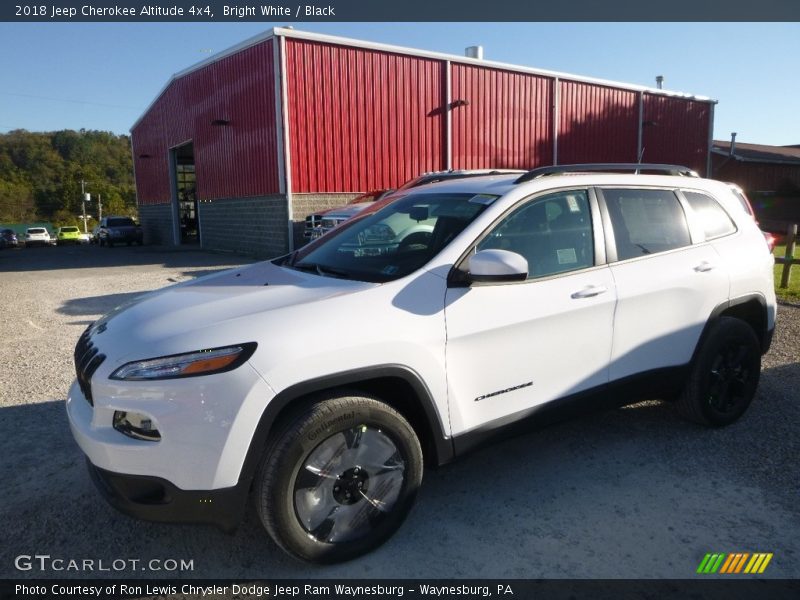 Bright White / Black 2018 Jeep Cherokee Altitude 4x4