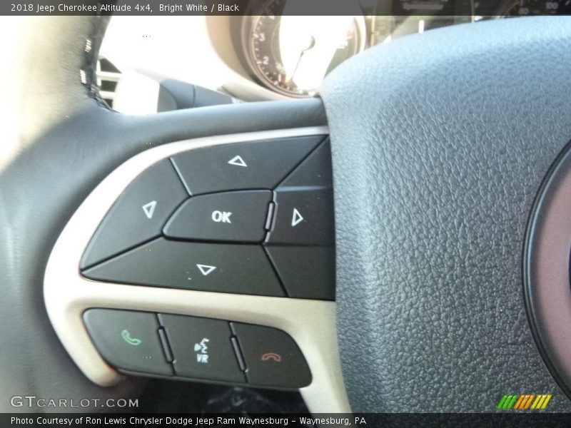 Bright White / Black 2018 Jeep Cherokee Altitude 4x4