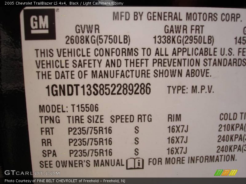 Black / Light Cashmere/Ebony 2005 Chevrolet TrailBlazer LS 4x4