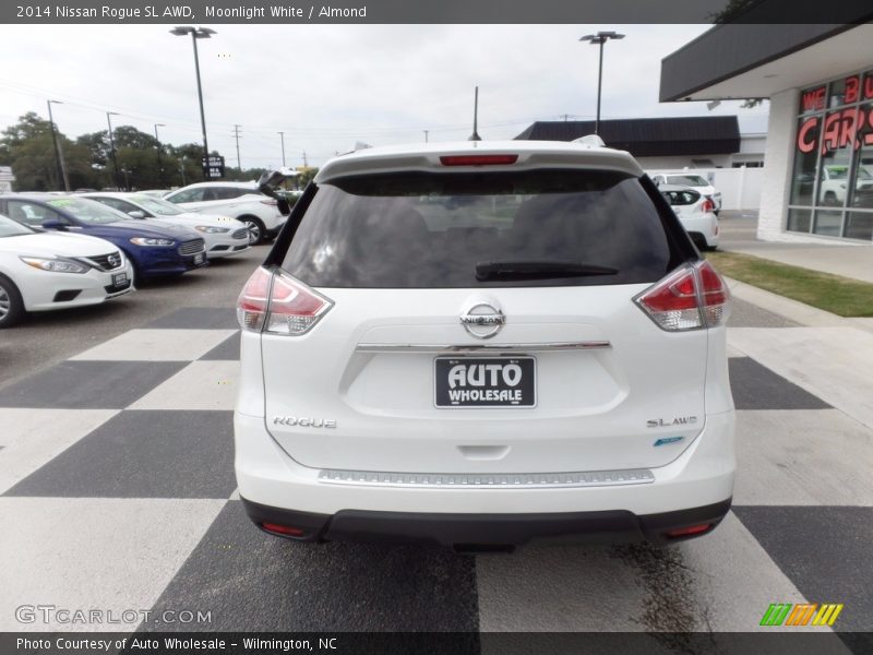 Moonlight White / Almond 2014 Nissan Rogue SL AWD