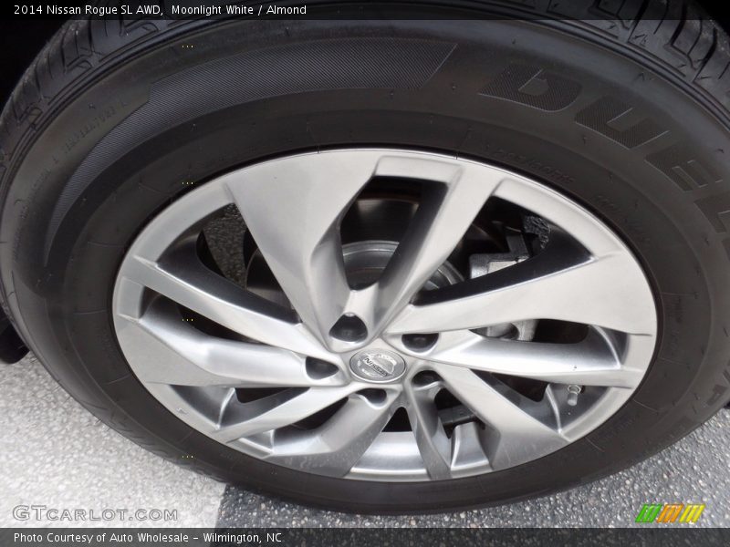 Moonlight White / Almond 2014 Nissan Rogue SL AWD