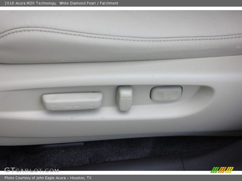 White Diamond Pearl / Parchment 2016 Acura MDX Technology