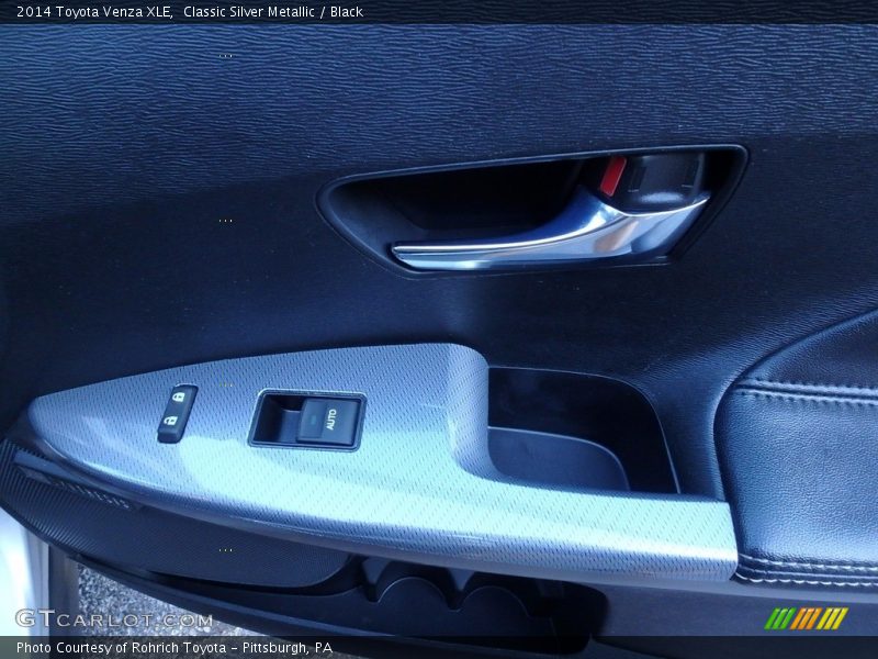 Classic Silver Metallic / Black 2014 Toyota Venza XLE