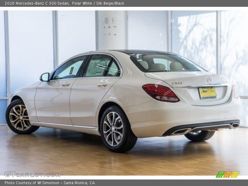Polar White / Silk Beige/Black 2016 Mercedes-Benz C 300 Sedan