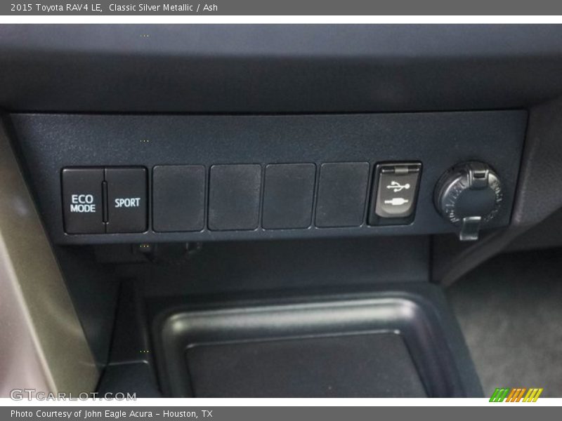 Classic Silver Metallic / Ash 2015 Toyota RAV4 LE