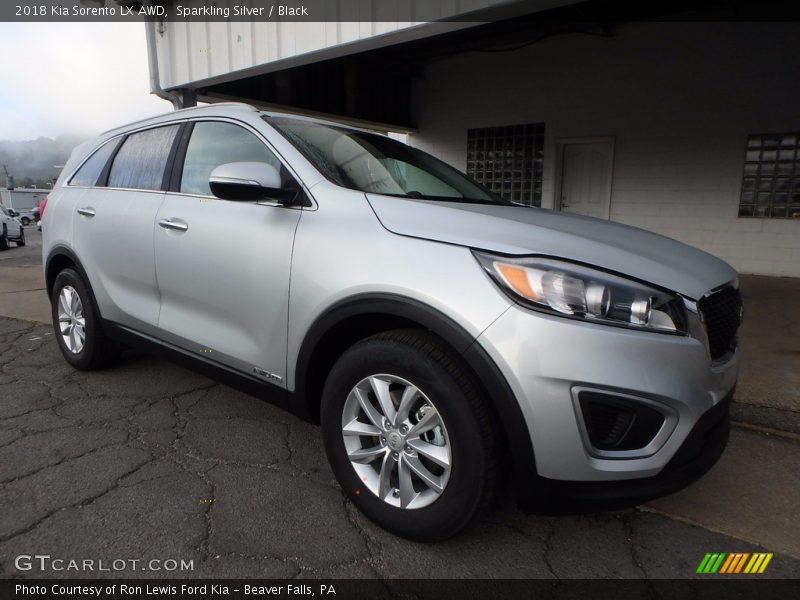 Front 3/4 View of 2018 Sorento LX AWD