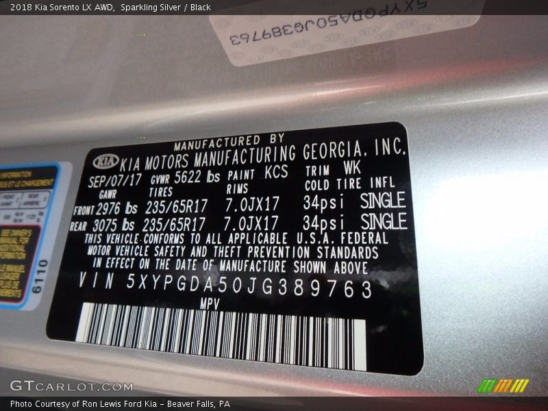 Sparkling Silver / Black 2018 Kia Sorento LX AWD