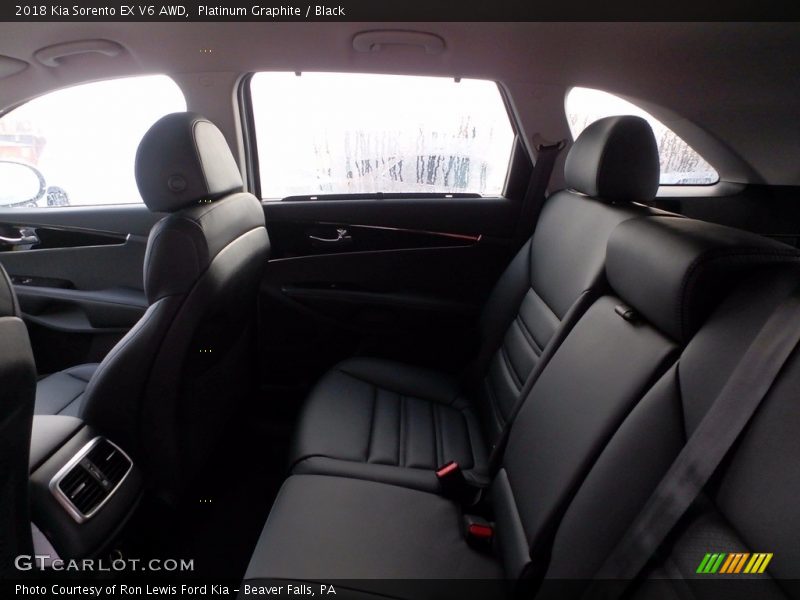 Platinum Graphite / Black 2018 Kia Sorento EX V6 AWD