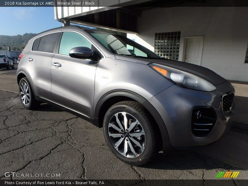 Front 3/4 View of 2018 Sportage LX AWD