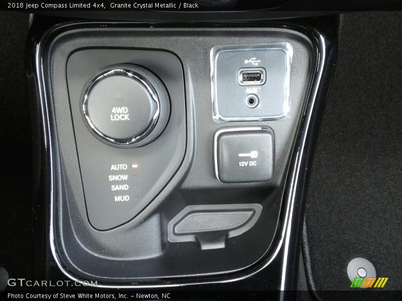 Granite Crystal Metallic / Black 2018 Jeep Compass Limited 4x4