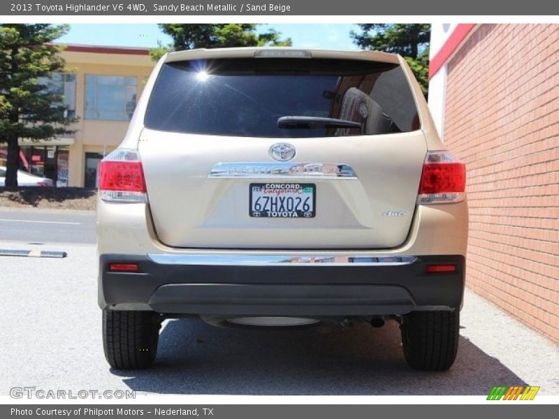 Sandy Beach Metallic / Sand Beige 2013 Toyota Highlander V6 4WD