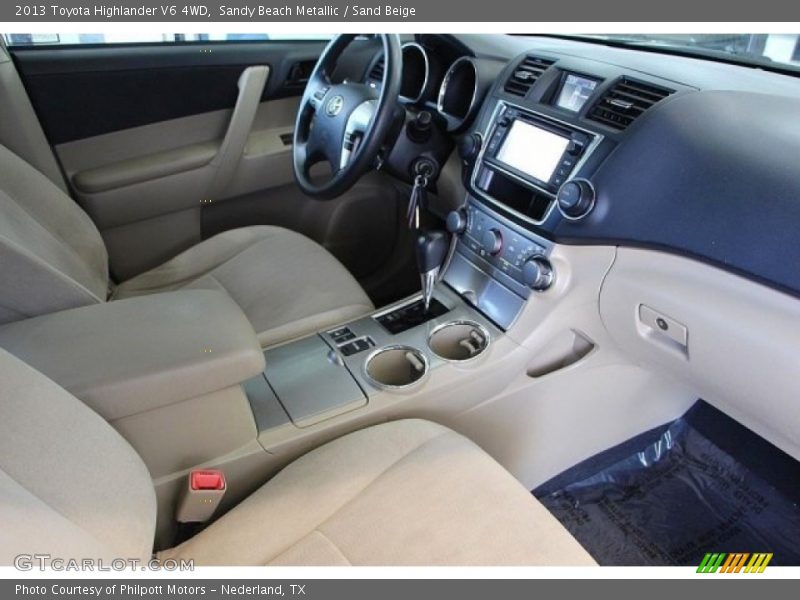 Sandy Beach Metallic / Sand Beige 2013 Toyota Highlander V6 4WD