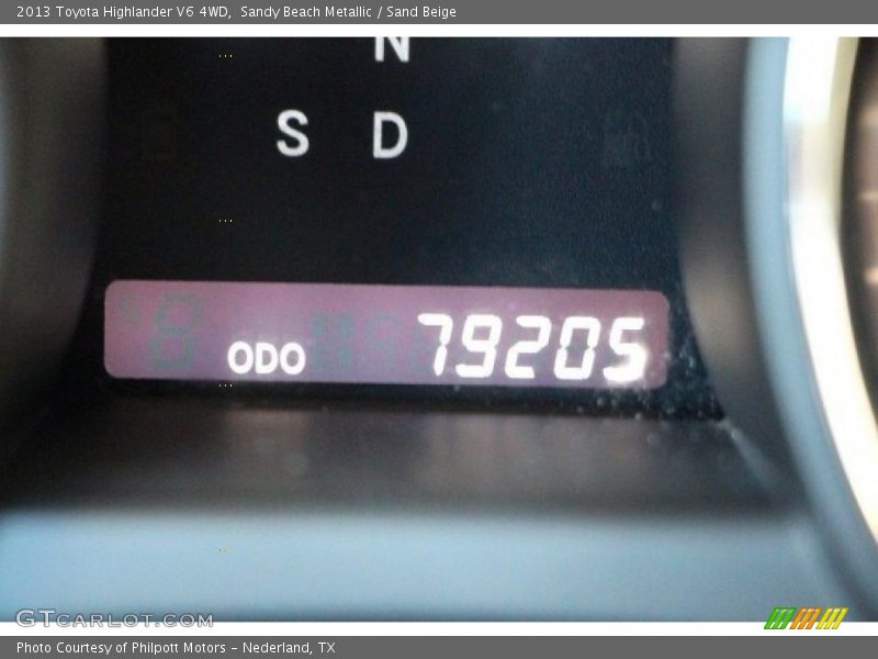 Sandy Beach Metallic / Sand Beige 2013 Toyota Highlander V6 4WD