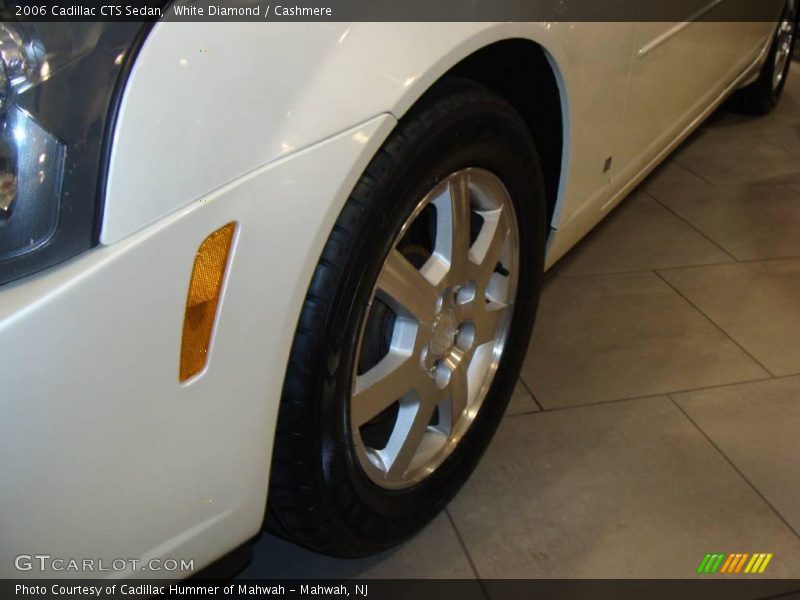 White Diamond / Cashmere 2006 Cadillac CTS Sedan