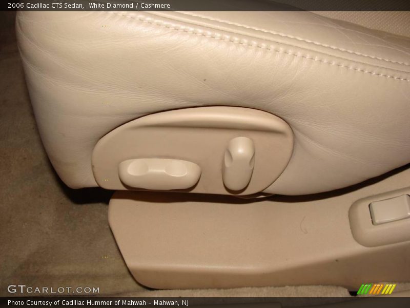 White Diamond / Cashmere 2006 Cadillac CTS Sedan