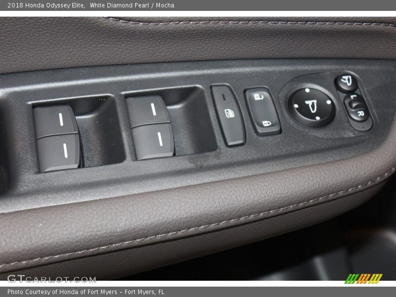 White Diamond Pearl / Mocha 2018 Honda Odyssey Elite