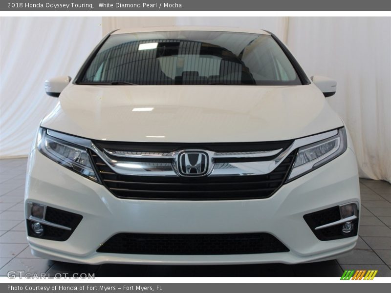 White Diamond Pearl / Mocha 2018 Honda Odyssey Touring