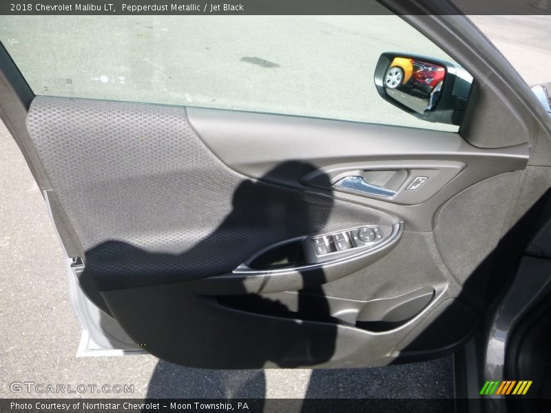 Pepperdust Metallic / Jet Black 2018 Chevrolet Malibu LT
