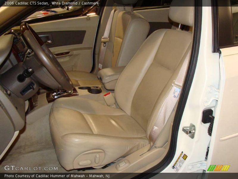 White Diamond / Cashmere 2006 Cadillac CTS Sedan