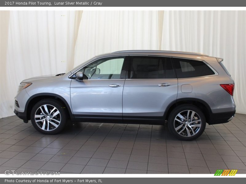 Lunar Silver Metallic / Gray 2017 Honda Pilot Touring