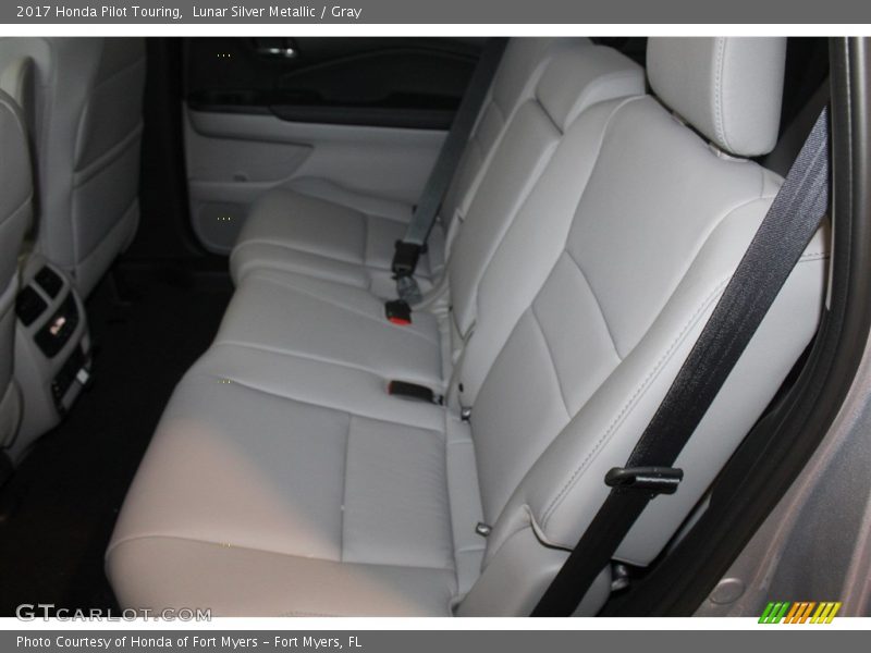 Lunar Silver Metallic / Gray 2017 Honda Pilot Touring