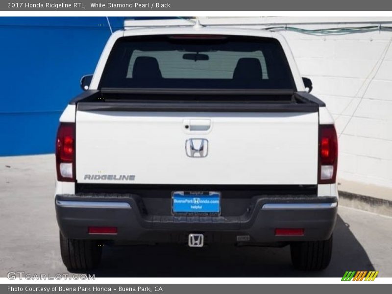 White Diamond Pearl / Black 2017 Honda Ridgeline RTL
