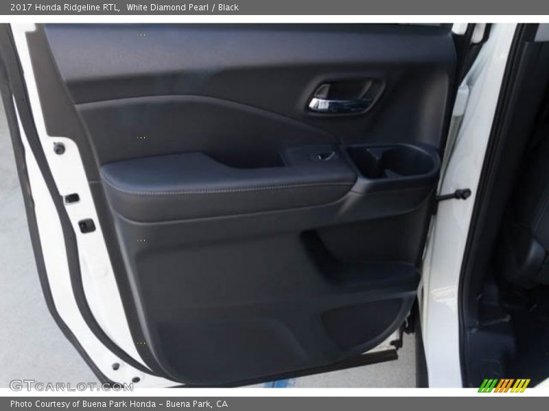 White Diamond Pearl / Black 2017 Honda Ridgeline RTL