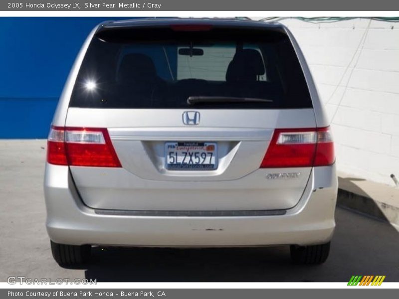 Silver Pearl Metallic / Gray 2005 Honda Odyssey LX