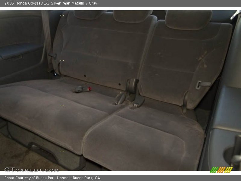 Silver Pearl Metallic / Gray 2005 Honda Odyssey LX