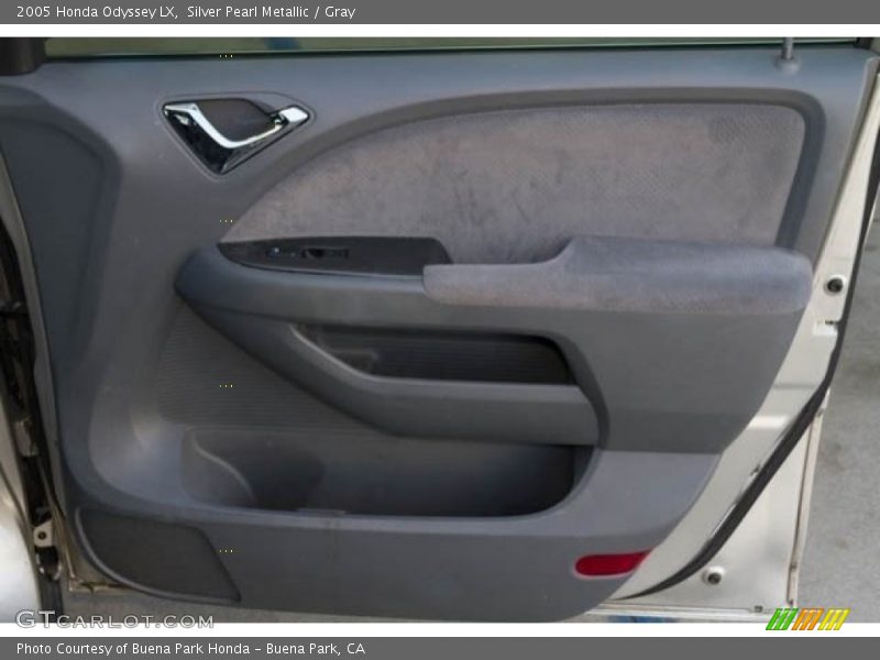 Silver Pearl Metallic / Gray 2005 Honda Odyssey LX