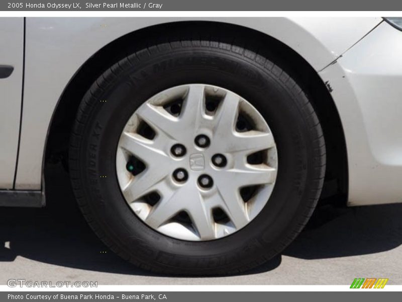 Silver Pearl Metallic / Gray 2005 Honda Odyssey LX