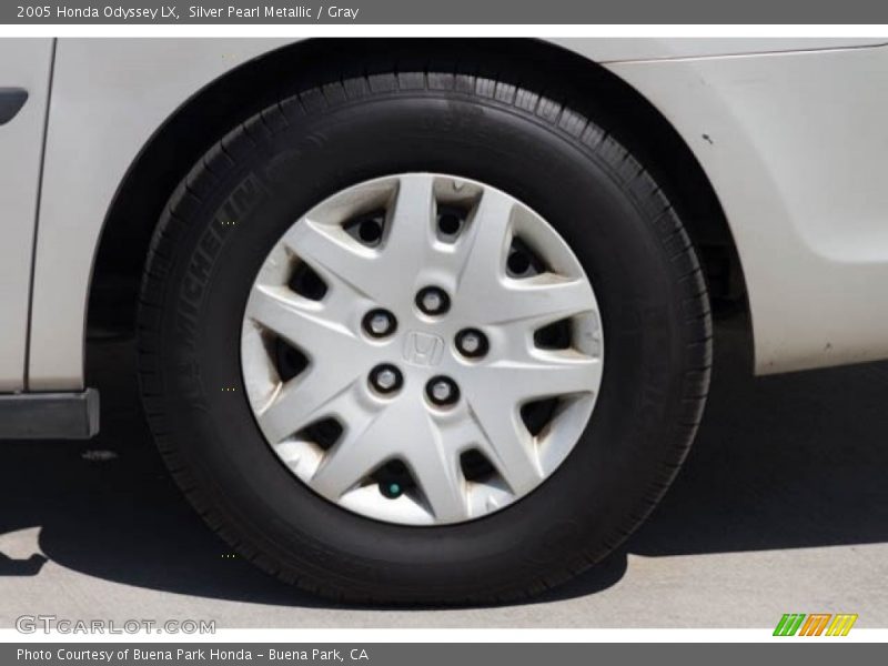 Silver Pearl Metallic / Gray 2005 Honda Odyssey LX